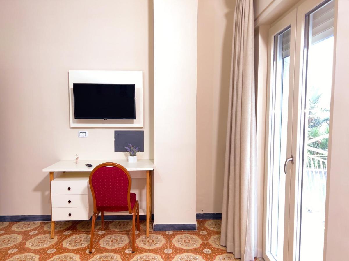 Donna Feli Bed & Breakfast Граняно Екстериор снимка